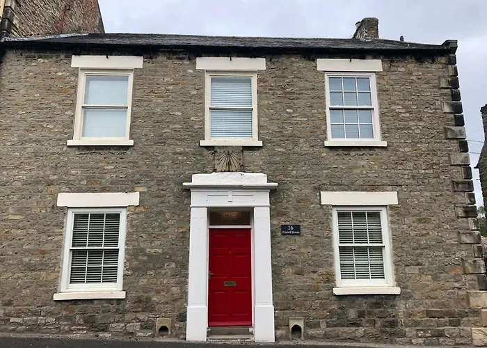 Pinfold House